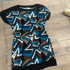 Sweater dress with belt